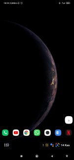 Screenshot_2022-11-14-18-24-47-820_com.teslacoilsw.launcher.jpg